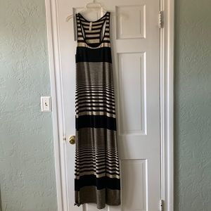 Womens maxi dress medium